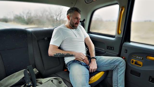 21yo cab babe passionately pounded by driver in car