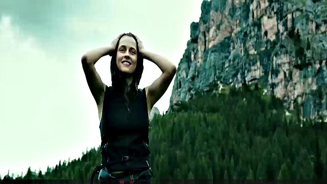 Teresa Palmer gets down and dirty in the sun with her bikini on!