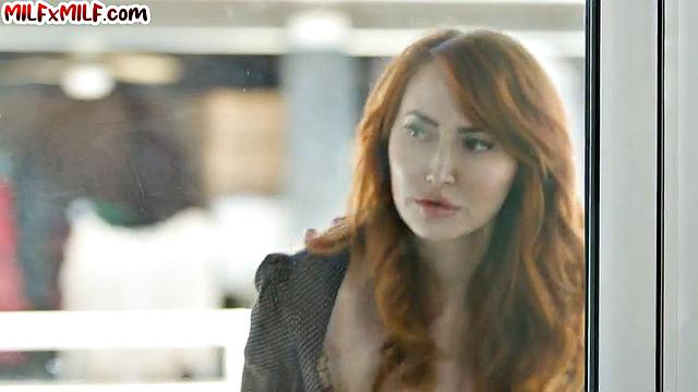 Gorgeous MILFs having fun in a threesome