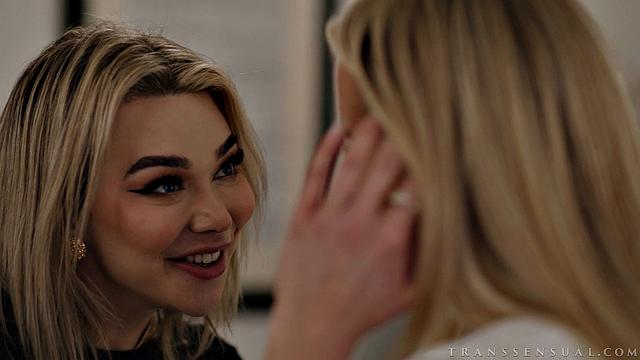 TS Hot Wives 2: Сцена 3