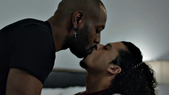 BBC barebacking inked twink in doggystyle after blowjob