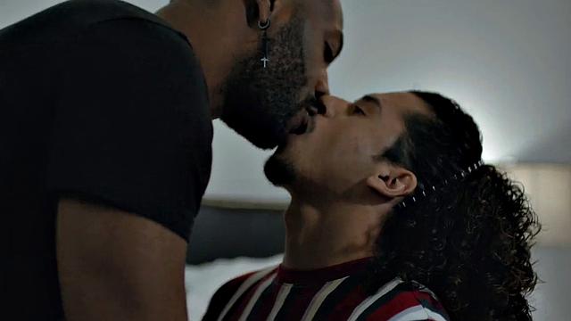 BBC barebacking inked twink in doggystyle after blowjob