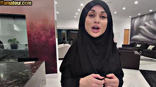 DTF Arab amateur MILF with big boobs POV fucked