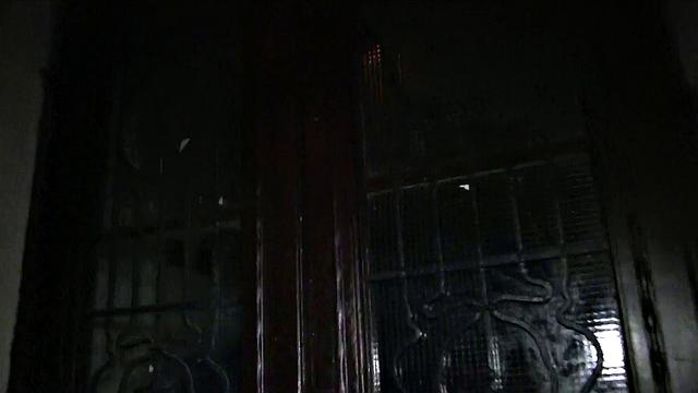 Beautiful slim brunette accepts cash for sex deal