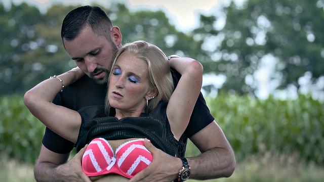 Squirting Love Of Nature