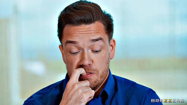 Dinner Guest Enjoys Wife's Pussy