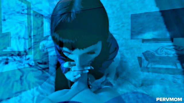 Студентка трахается с парнем в общежитии колледжа.