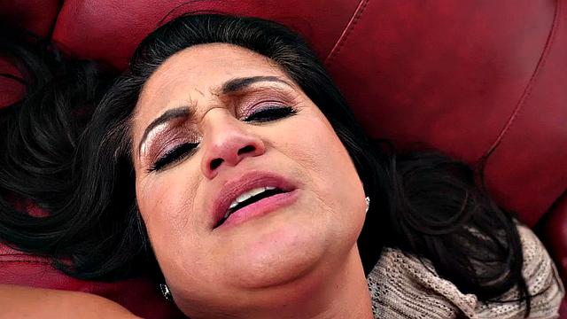 Kailani Seals the Deal