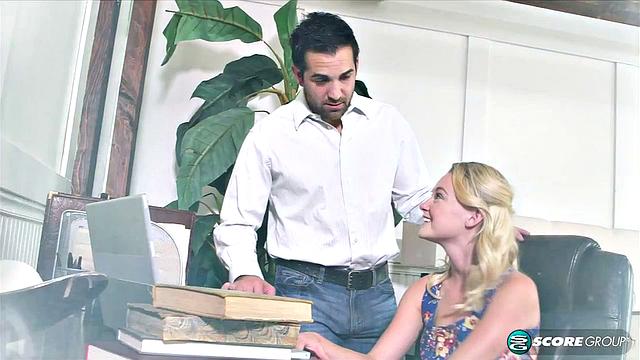 Teen Kenzie Kai Proves She's the Deep Throat Queen with an Man's Cock