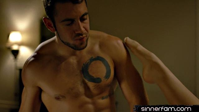 Stunning Babe Enjoys Pussy Drilling