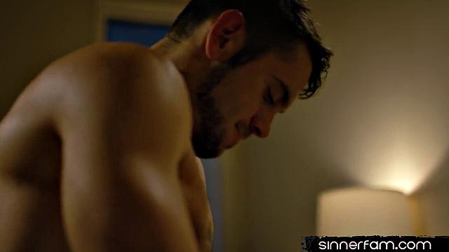 Stunning Babe Enjoys Pussy Drilling