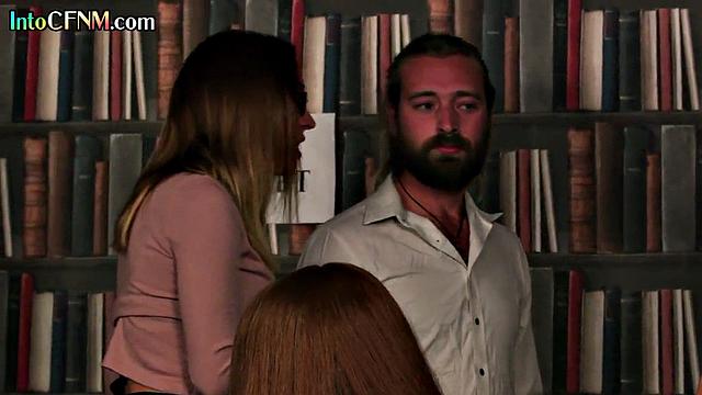 Classy CFNM babes give BJ in library