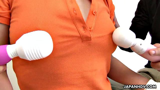 Beautiful Nana Kunimi gets nice peckers