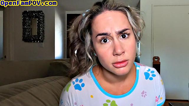 Big ink babe cockriding her stepdad