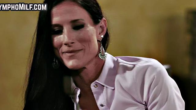 Nympho busty MILFS in FFM 3some while licking