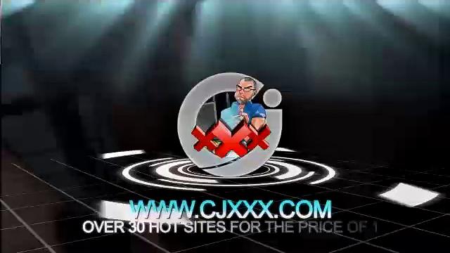 Заставил Зака отсосать и кончил ему на лицо