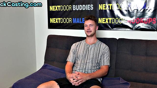 Solo handsome stud jerks till cumshot on casting