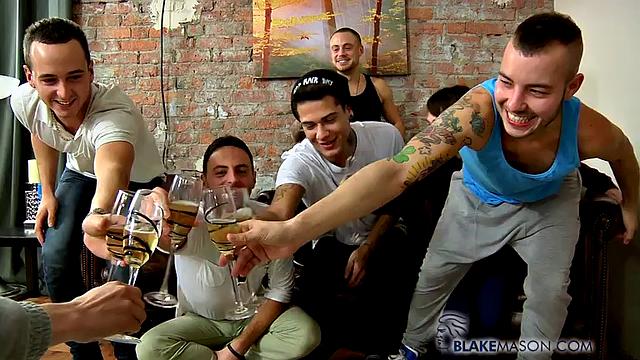 Blakemason'S 1,000Th Episode - Luke, Riley, Bradley, Mickey, Dylan & Damian