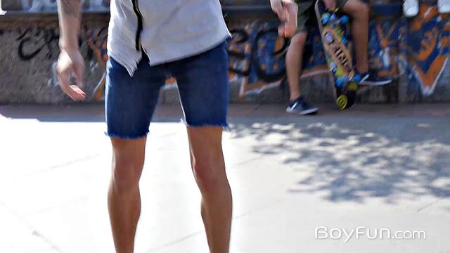 Jake Olsen - Alec Loob