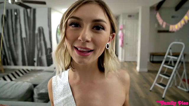 February Flavor Of The Month Chloe Temple - S2:E7