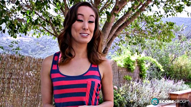 Cock-pleasing Christy