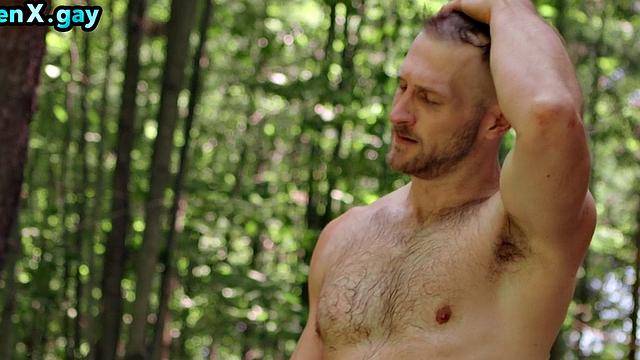 Bigcock lumberjack drilling BFF outdoors in missionary