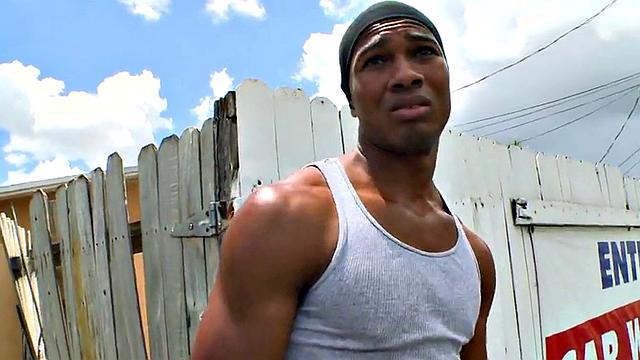 Black thug fucked outdoors by white jock for money