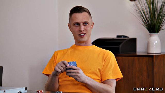 Horny Housewife Thirsty For It