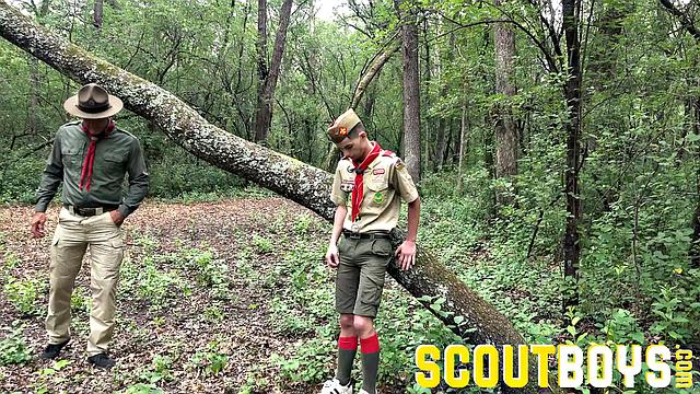 SCOUT MAXWELL - The Hike