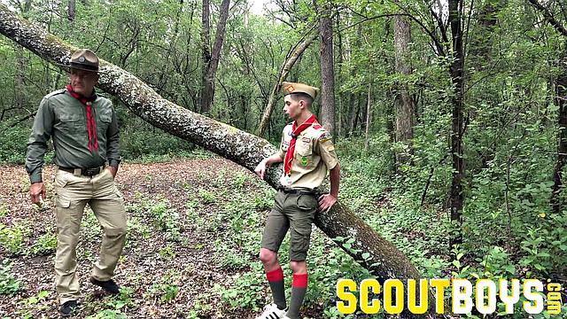 SCOUT MAXWELL - The Hike