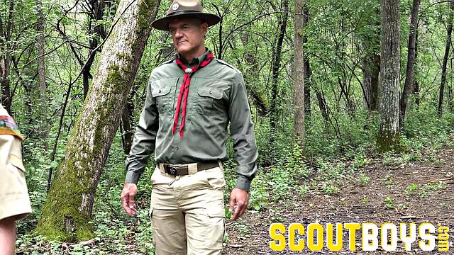 SCOUT MAXWELL - The Hike