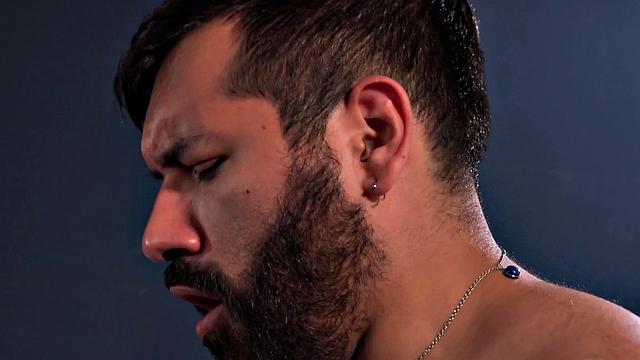 cecil разносит жопу rene языком и потом шпилит по полной