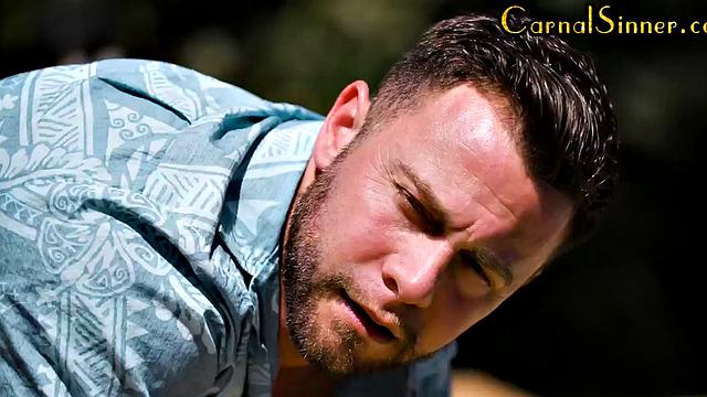 Bikini babe with perfect body fucked outdoors near pool