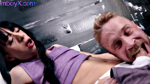 Trap Femnoy Getting Deepthroated