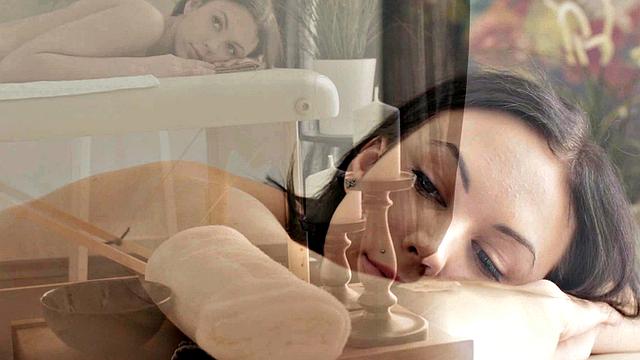 Petite Gets a Rubdown