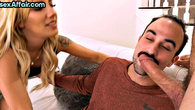 Bisexual piercedpussy MILF banged in 3some after deepthroat