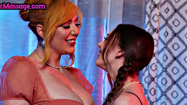 Babe masseuse fingered by MILF