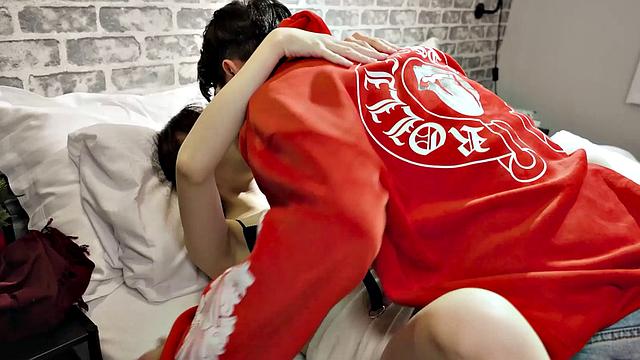 Yuli waits for the party to end to seduce and suck his cock