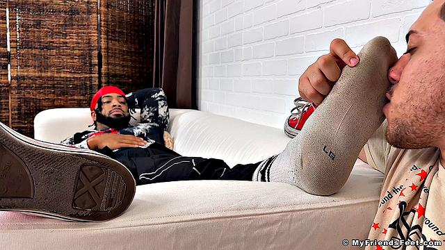 Diablo Gets His Feet Worshiped - Diablo