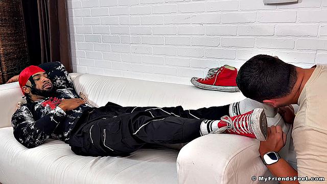 Diablo Gets His Feet Worshiped - Diablo