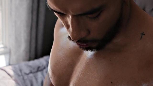 Inked muscled stud barebacks Latino lover in the bed