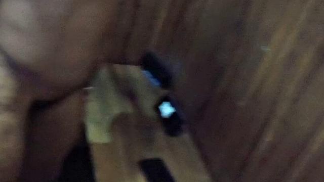 сочная черная красотка устраивает жаркую игру в доме техаса