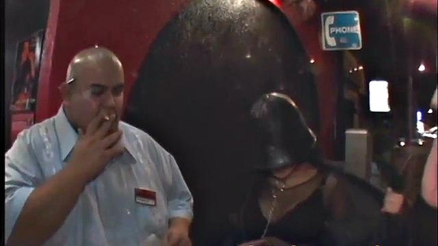 Daisy Dukes sucking on dick at hotel