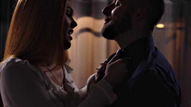 Redhead TS babe enjoys rimming with BF