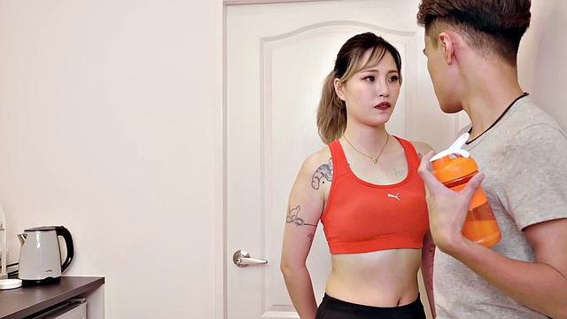 Personal Trainer Bad Gets Fucked By A Perverted Client