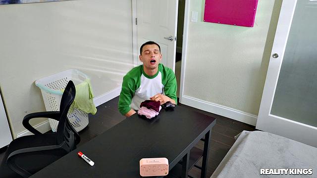 Forget My Panties, Taste My Pussy