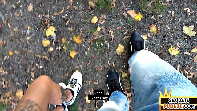 MILF deepthroating outdoors