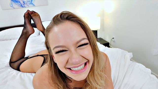 Dainty Blonde Naomi Swann Rough Banging Leads To Explosive Squirting