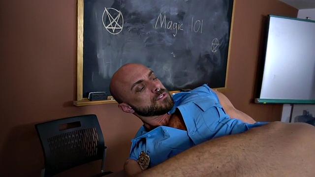 Hypno hunk barebacks uniformed officer before facial