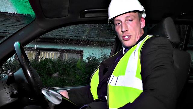 A creampie for British divorcee